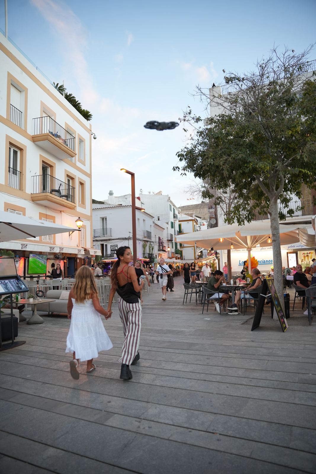 Drone sobre el casco antiguo de Ibiza